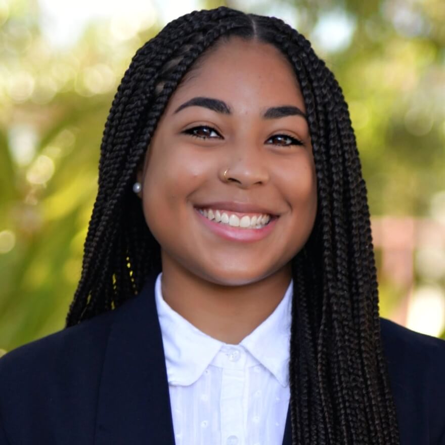 Headshot image of Annleah Jones